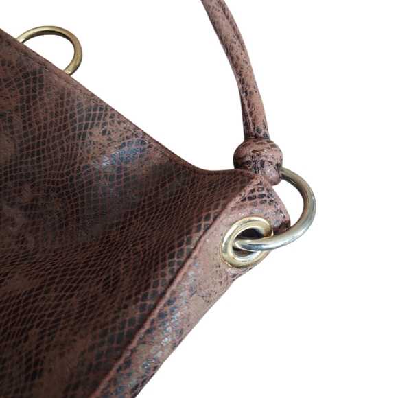 New York & Company Snakeskin Print Hobo Shoulder Bag - Picture 5 of 7